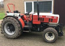 Traktory se zadním náhonem Steyr 8085 S
