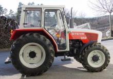 Traktory se zadním náhonem Steyr 942 Kompakt