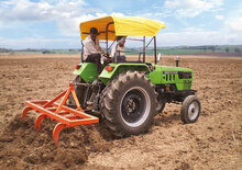 Traktory se zadním náhonem DEUTZ-FAHR Agromaxx 50