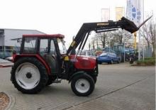 Traktory se zadním náhonem Case IH C 42