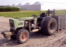 Traktory se zadním náhonem Fendt Farmer 200S