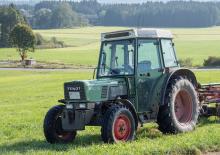 Traktory se zadním náhonem Fendt Farmer 240 S