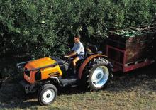 Traktory se zadním náhonem Renault FRUCTUS 110