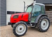 Traktory se zadním náhonem Massey Ferguson MF 2220-2 PIATT.