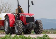 Traktory se zadním náhonem Massey Ferguson MF 2635
