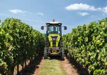 Traktory se zadním náhonem Claas Nexos 240 F