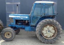 Traktory se zadním náhonem Ford-NH TW-10