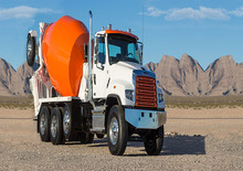 Tuhé podvozky Freightliner 114SD 140 Extended Detroit DD8