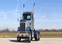 Tuhé podvozky Freightliner 122SD 58 Mid Roof Cummins X15