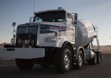 Tuhé podvozky Western Star 4800 SF Detroit DD13