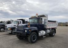 Tuhé podvozky Mack RD690P CA49 EM7-300 E-TECH 4x2