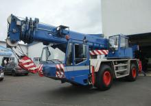 Univerzální terénní jeřáby Terex-Demag AC 95 (4x4x4)