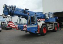 Univerzální terénní jeřáby Terex-Demag AC 95 (4x4x4)