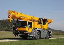 Univerzální terénní jeřáby Liebherr LTM 1040-2.1 