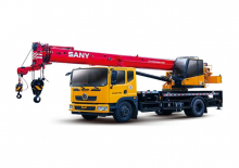Univerzální terénní jeřáby Sany SPC250T3