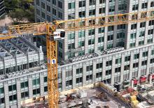 Věžové trolejové jeřáby s horní otočí Liebherr 380 EC-B 16 Litronic