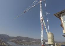 Věžové trolejové jeřáby se spodní otočí Terex Comedil (Zeppelin) CBR 40 H