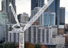 Věžové výkyvné jeřáby s horní otočí Liebherr 542 HC-L 18/36 Litronic