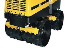 Vibrační příkopové válce Wacker RT 820