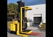 Vychystávací vozíky Hyster R30XM2