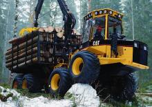 Vyvážecí traktory Caterpillar 554