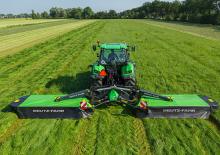 Zadní diskové žací lišty s kondicionérem DEUTZ-FAHR DiscMaster 624 T