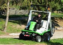 Zahradní traktory a ridery Etesia HYDRO 124 DN
