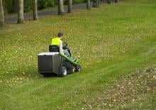Zahradní traktory a ridery Etesia HYDRO 80 MKHP3