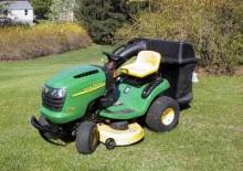 Zahradní traktory a ridery John Deere L108
