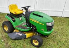 Zahradní traktory a ridery John Deere L110