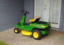 Zahradní traktory a ridery John Deere RX75