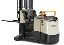 Regalové zakladače s plošinou pro řidiče Crown MPC 3040 1.2