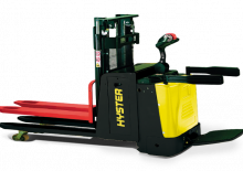 Regalové zakladače s plošinou pro řidiče Hyster S2.0SD 